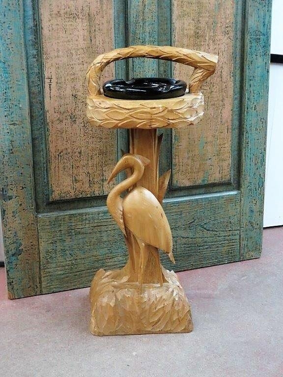 Cendrier sculpté en bois 1