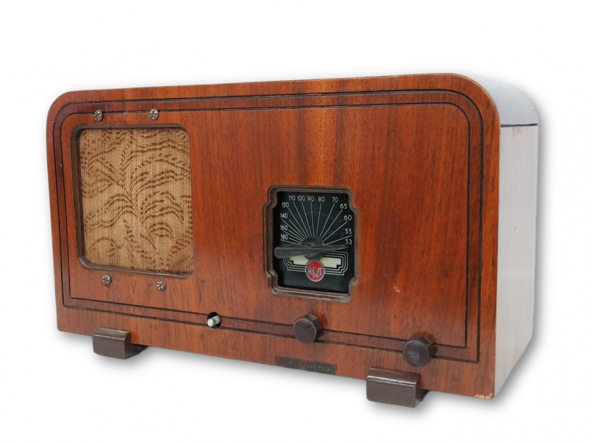 Ancien radio RCA Victor  1