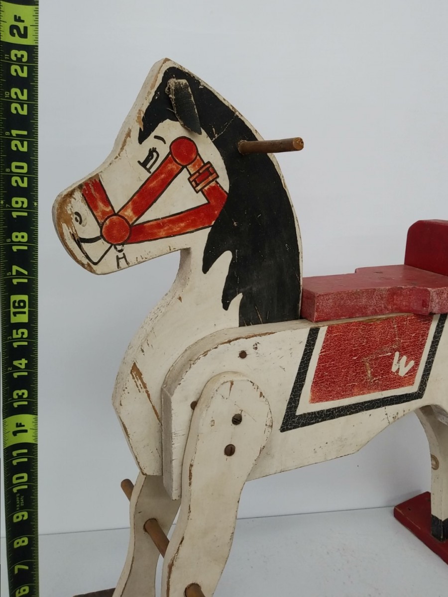 Cheval, jouet pour enfant