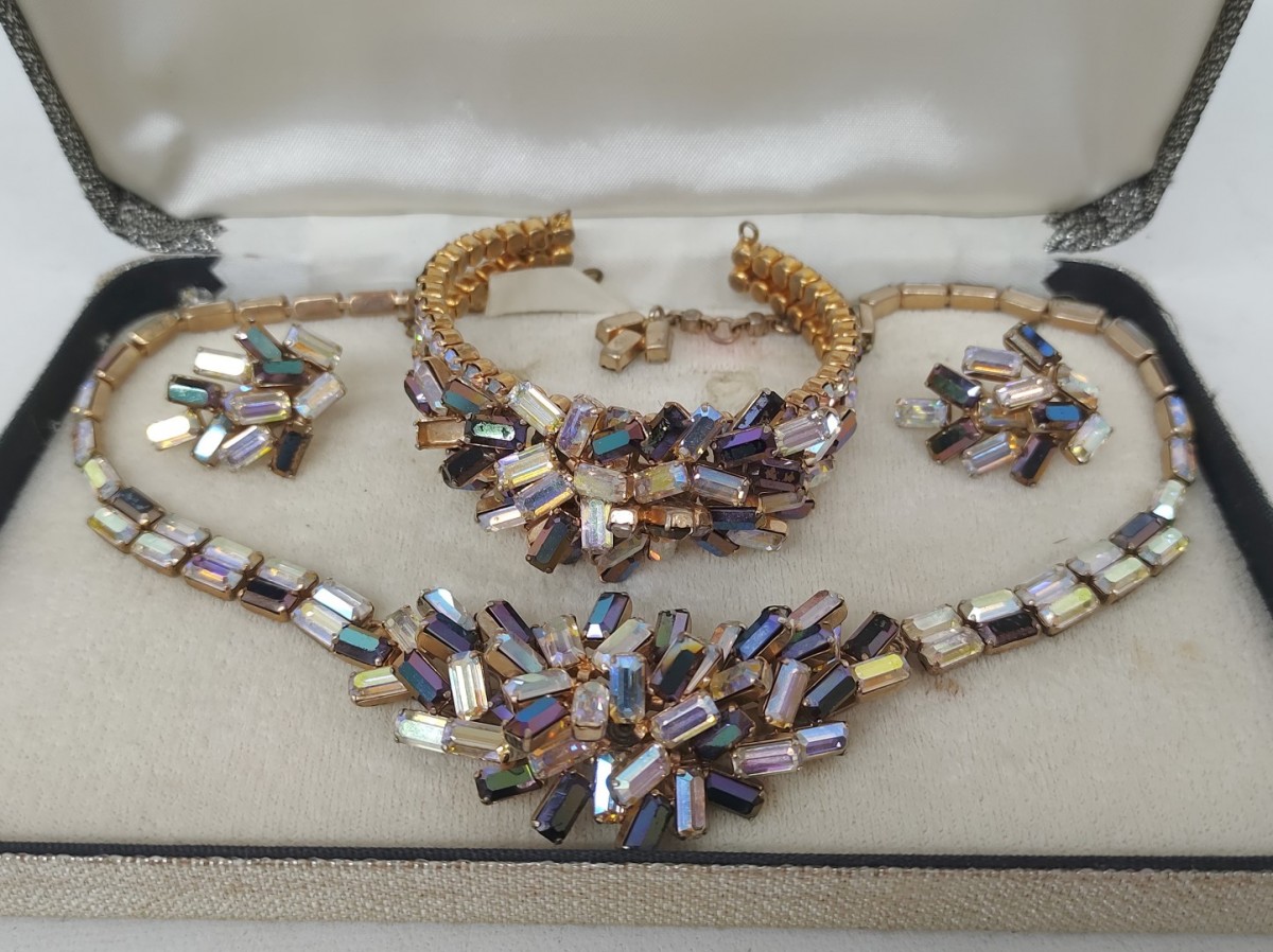 Parure De Bijoux Vintage Femme - Collier & Boucles D'oreilles Strass Et Perles Synthétiques