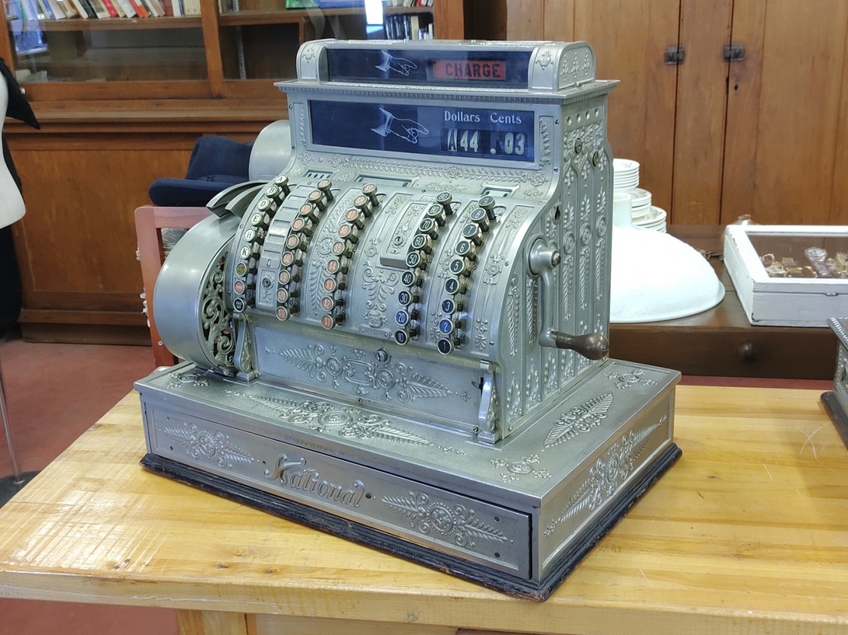 Jolie caisse enregistreuse National ''cash register'' 6