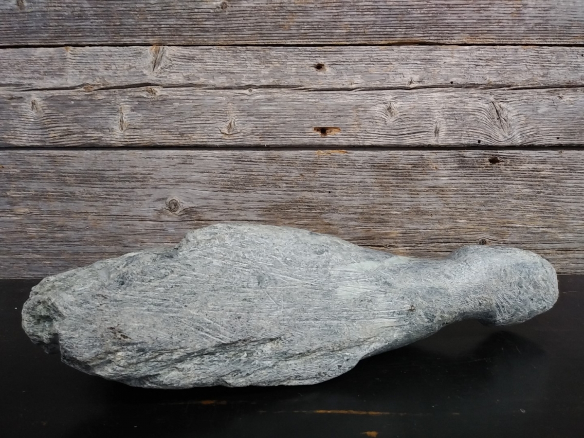 Sculpture Inuit en pierre 3