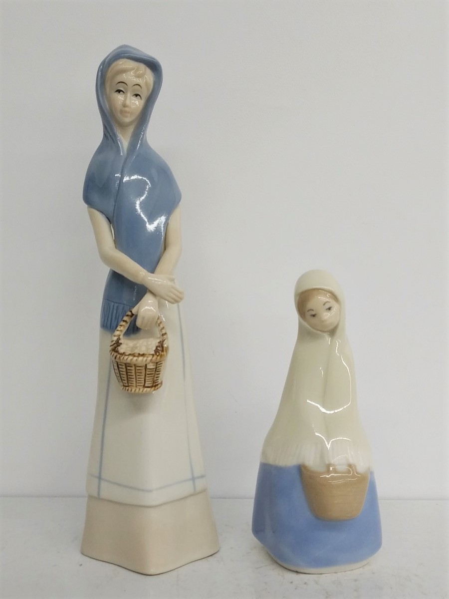 Little porcelain statues Ladro 4