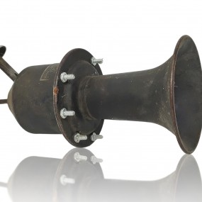 The Standard signal horn
