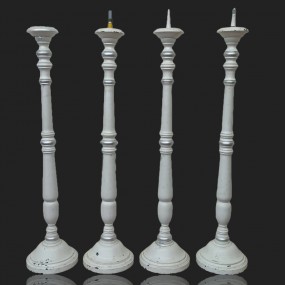 #57127 - 85$ ch. Lot de 4 grands chandeliers d'église, 4 pieds de haut (SEULEMENT 2 DE DISPONIBLES)