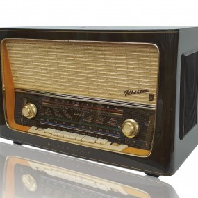 #57711 - 115$ Ancien radio décoratif Riviera