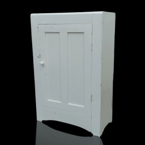 #58323 - 245$ Petite armoirette confiturier en pin, bahut avec caissons creux 