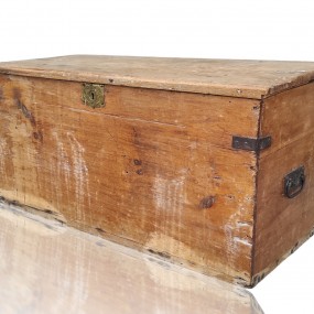 #58395 - 125$ Rustic pine box 