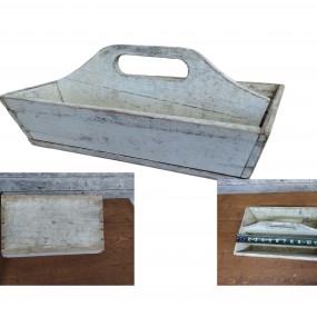 #58592 -  Antique white toolbox. Worn patina. Charming decor.