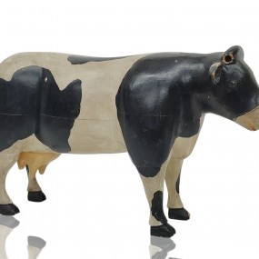 #59309 -  Wooden cow carving, folk art sculpture