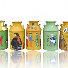 #59267 - 30$ à 55$ ch. Antique decorated milk cans  (4 availables)