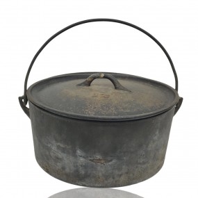 #59511 - 45$ Cast iron cauldron 