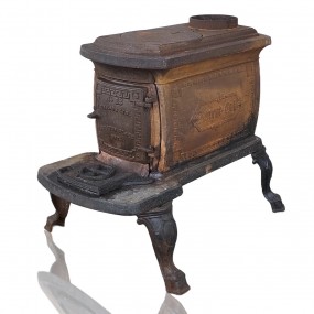 #59532 -  Little no.18 Forest-oak, Findlays cast iron stove 