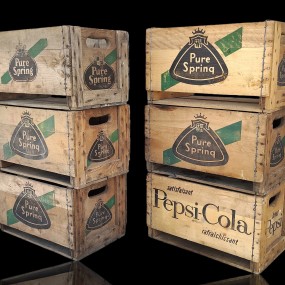 #59588 - 35$ch. Vintage wooden crate Pepsi / Pure Spring — collectible