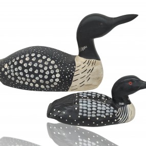 #59601 - 85 & 35$ Pair of hand-painted wooden loons — folk art decoys