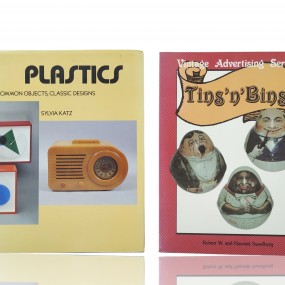 #59629 - 20$ ch. Plasics and tins'n bins books
