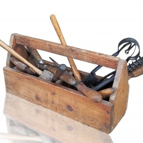 #59622 -  Antique wooden toolbox with tools