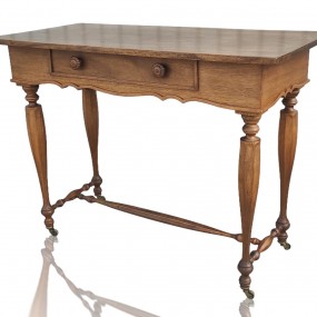 #59667 -  Table en noyer avec tiroir  #59667 -  Table en noyer avec tiroir