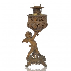 #59765 -  Antique oil lamp with cherub figure, finely detailed. #59765 -  Antique oil lamp with cherub figure, finely detailed.