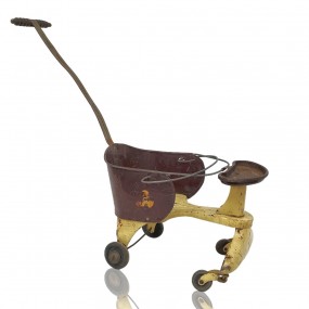 #59771 - 50$ Vintage 1940s metal baby stroller, original patina, ideal for retro decor or toy collection.