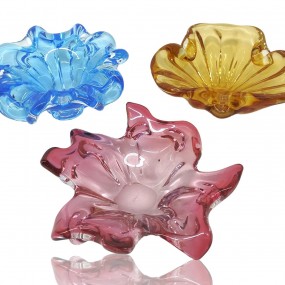 #59958 - Set of 3 Murano-style colored glass bowls, flower shape #59958 - Set of 3 Murano-style colored glass bowls, flower shape