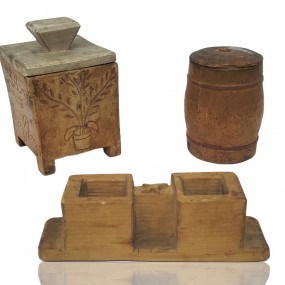 #60152 - 35$ ch. Folk art carving pots and inkwell