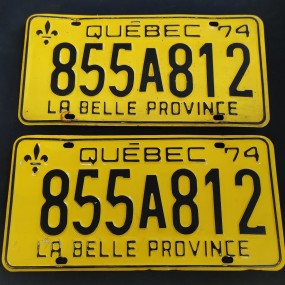 #60235 -  1974 Quebec license plates pair