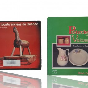#60334 -  (Les jouets anciens du Québec Sold) et Poterie et vaisselle