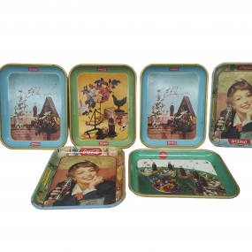 #60565 - 20$ch Set of colorful vintage Coca-Cola trays