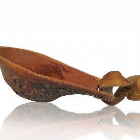 #60794 -  Vintage canoe cup 