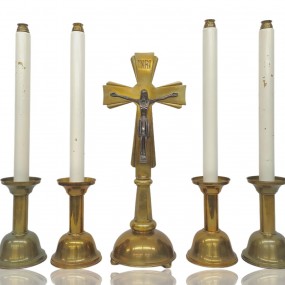 Set of 4 candlesticks and crucifix 