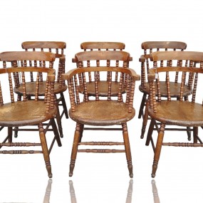 #61227 -  Lot de fauteuils, plusieurs chaises de disponible 