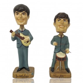 #61395 - 225$ Beatles car mascots bobble head figurines