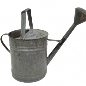 #61353 -  Vintage tin watering can 