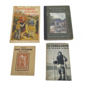 #61745 -  Lot de petits livres (Marie-Madelaine de Verchères vendu)