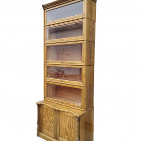 #62169 - 850$ Antique bookshelf 