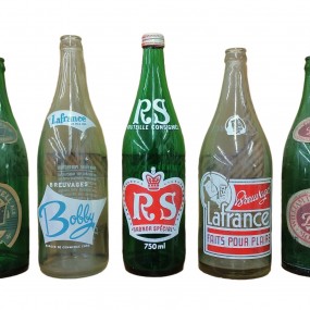 #62331 -  Anciennes bouteilles de liqueur 