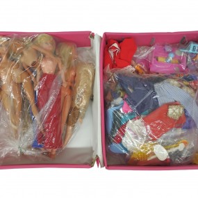 #62446 - 85$ Coffret jouet de Barbies, poupées #62446 - 85$ Coffret jouet de Barbies, poupées