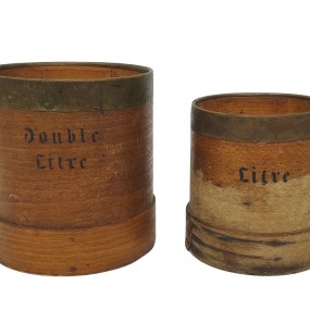 #62571 -  Little wooden mesuring buckets