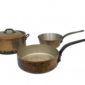 #62586 -  Vintage cauldrons 