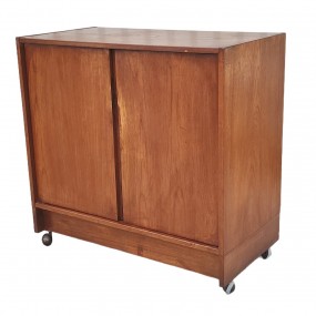 #62746 -  Meuble de rangement mid-century modern en composite de bois plaquée, bahut, buffet