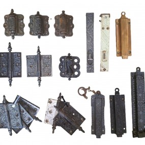 #62796 -  Lot of Victorian cast iron doors hinges and passive latch