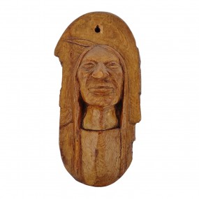 #63084 - 65$ Hand-carved wooden sculpture depicting an Indigenous figure.