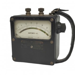 #63125 - 95$ Ampèremètre pour courant alternatif, Weston Electrical Instrument Corp. (Newark, N.J.), modèle 633.