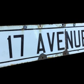 #63277 -  17th Avenue street porcelain sign 