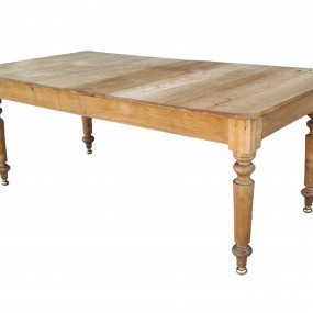 #63264 -  Antique truned legs kitchen table 