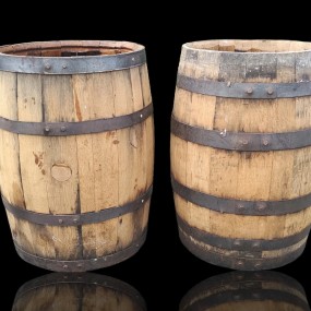 Wooden vintage barrels