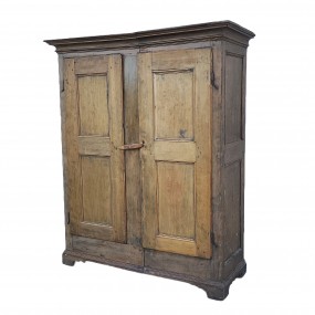 8 panels pine armoire, cupboard, has been cutting 