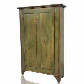 Armoire naïve antique en pin, clous forgés, beau format Armoire naïve antique en pin, clous forgés, beau format