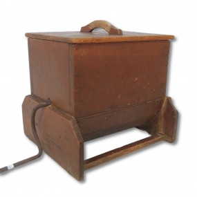 Butter churn